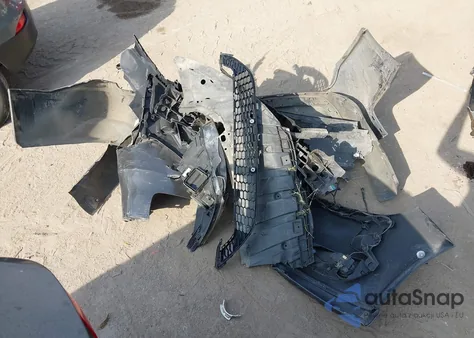 2016 Ford Focus Se z USA, uszkodzony, nr VIN 1FADP3F20GL391138